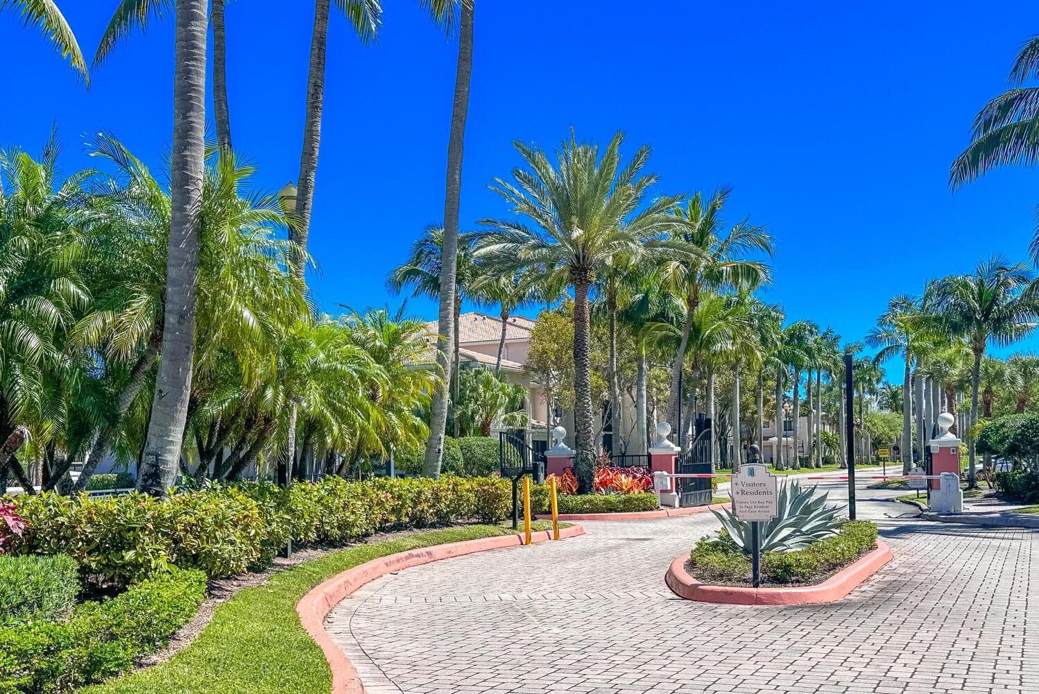 2811 Grande Pkwy Apt 106 Palm-large-041-