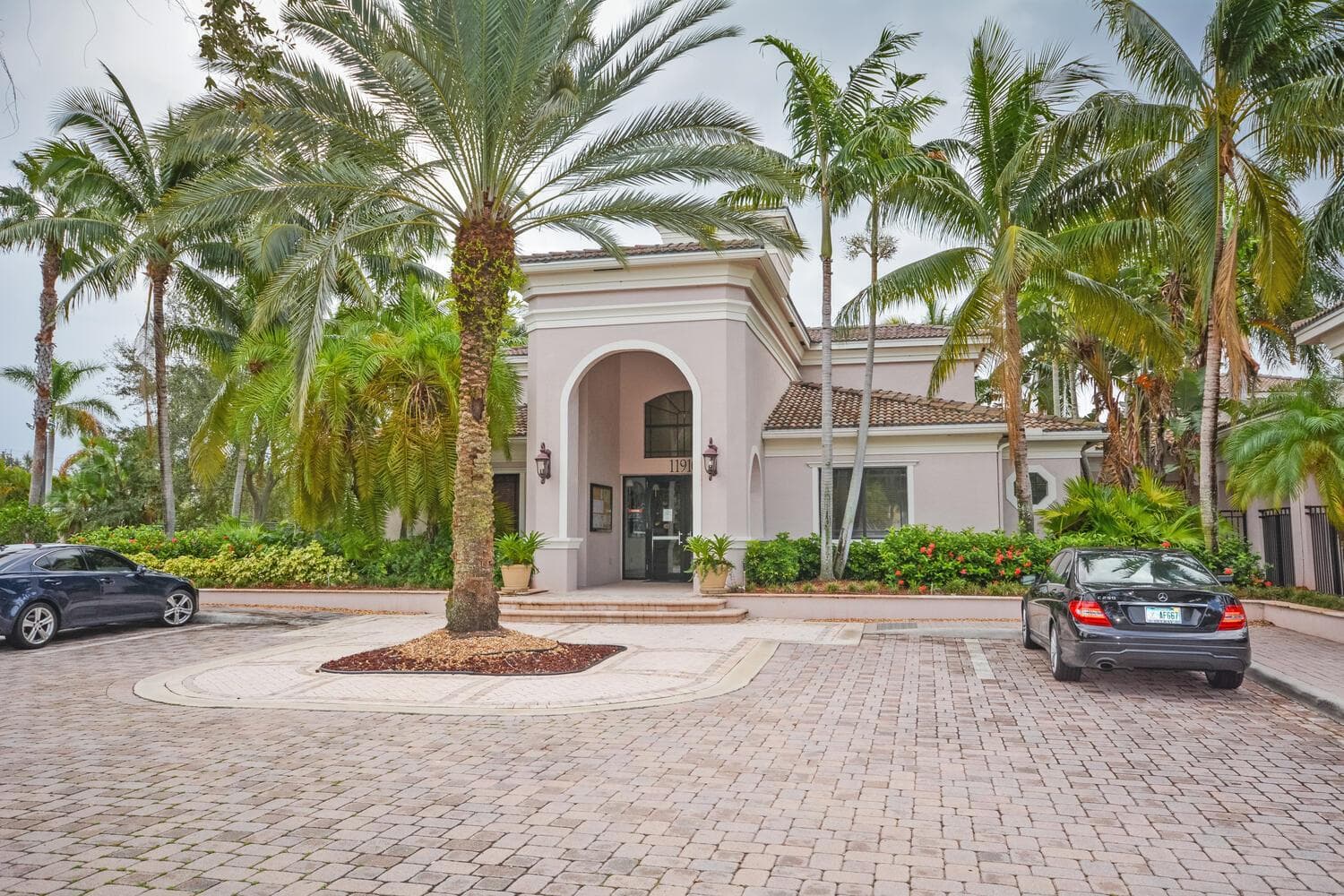 2811 Grande Pkwy Apt 106 Palm-large-043-