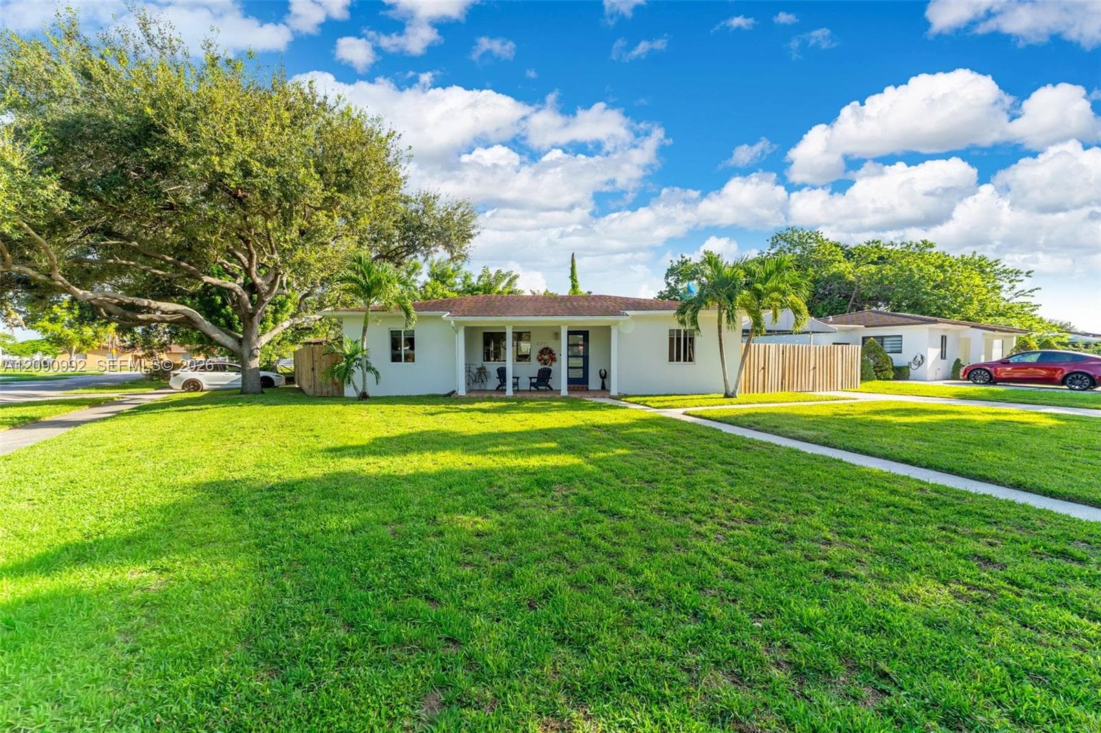 6891 SW 48th Ter photo 1