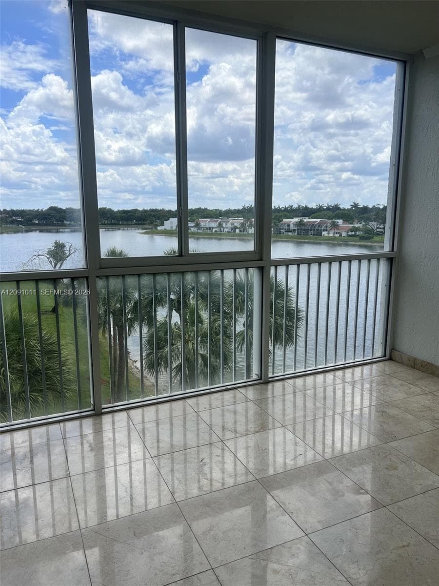 CAPTIVA CONDO B · #401 in Doral - Photo 2