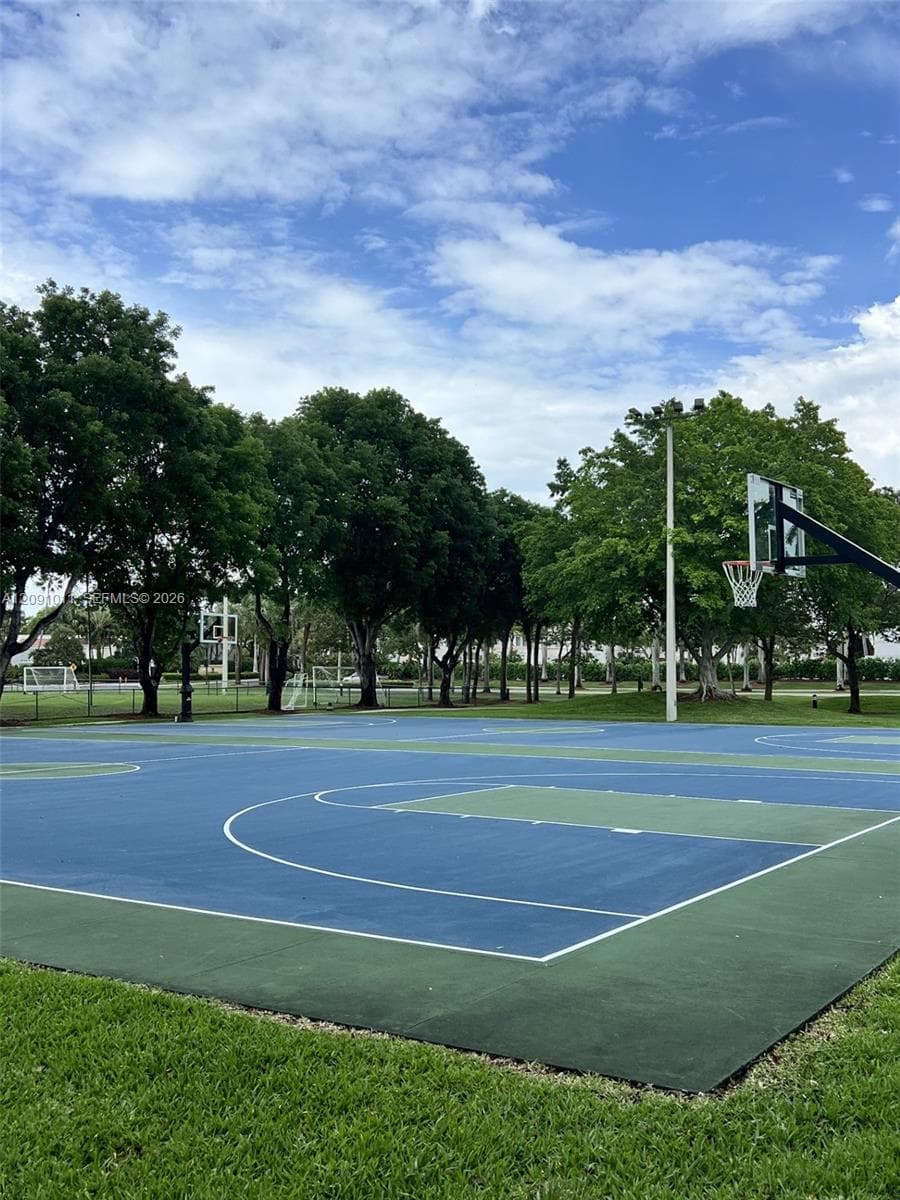 CAPTIVA CONDO B · #401 in Doral - Photo 30