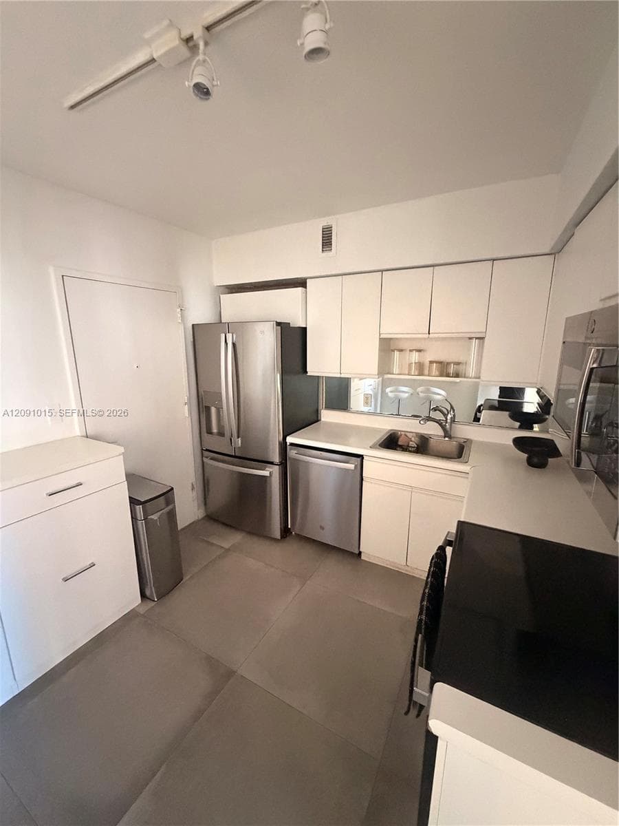 SEACOAST 5700 CONDO · #9B in Miami Beach - Photo 9