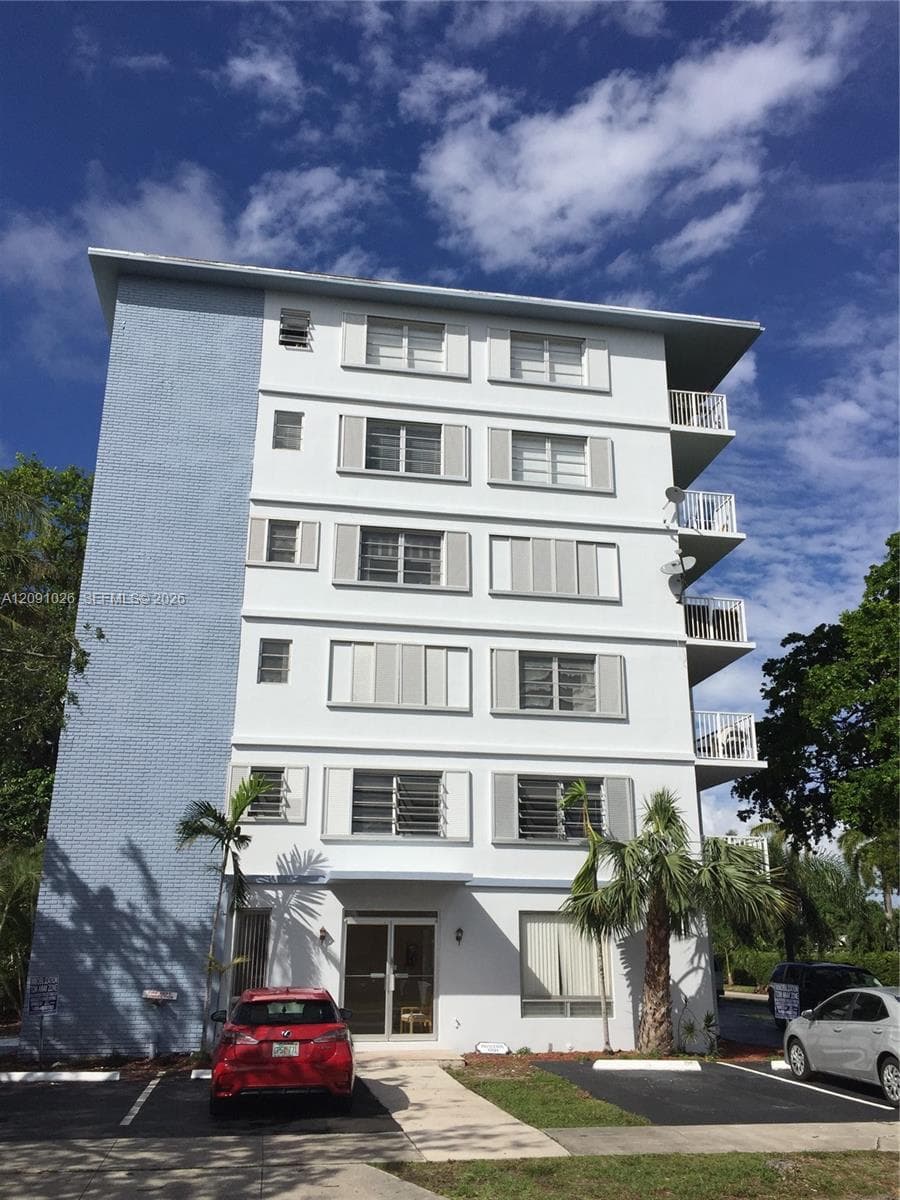PRINCETON CONDOMINIUM · #604 in Hollywood - Photo 21