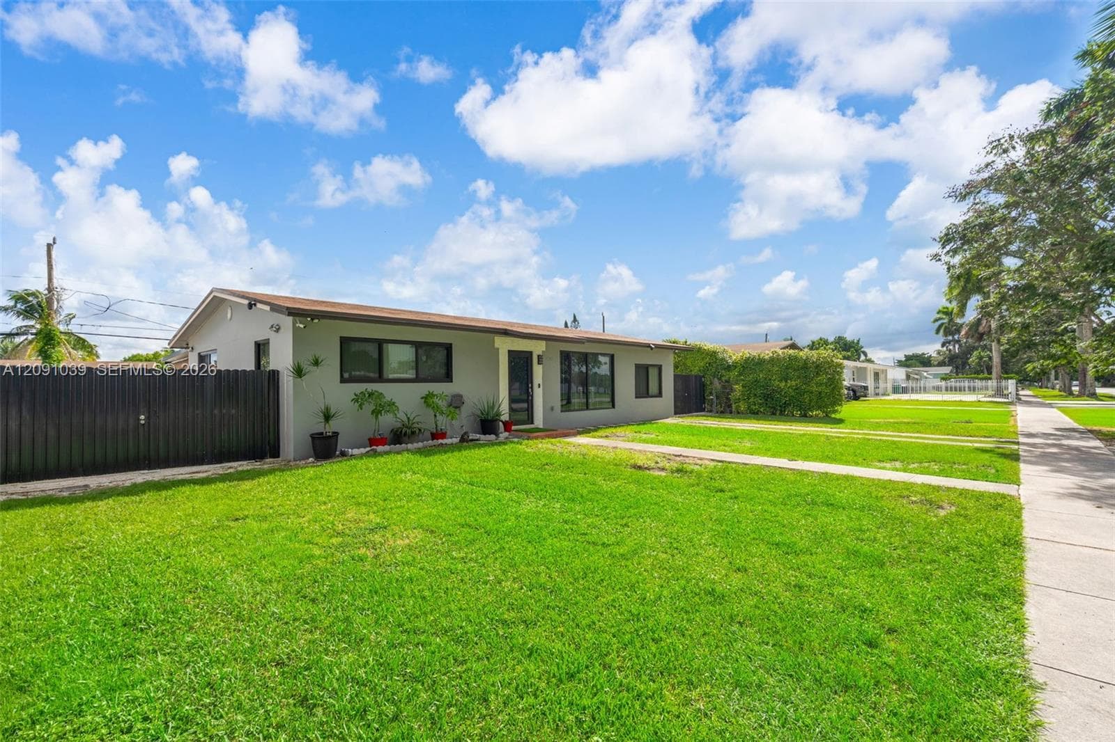 14740 SW 296th St photo 2