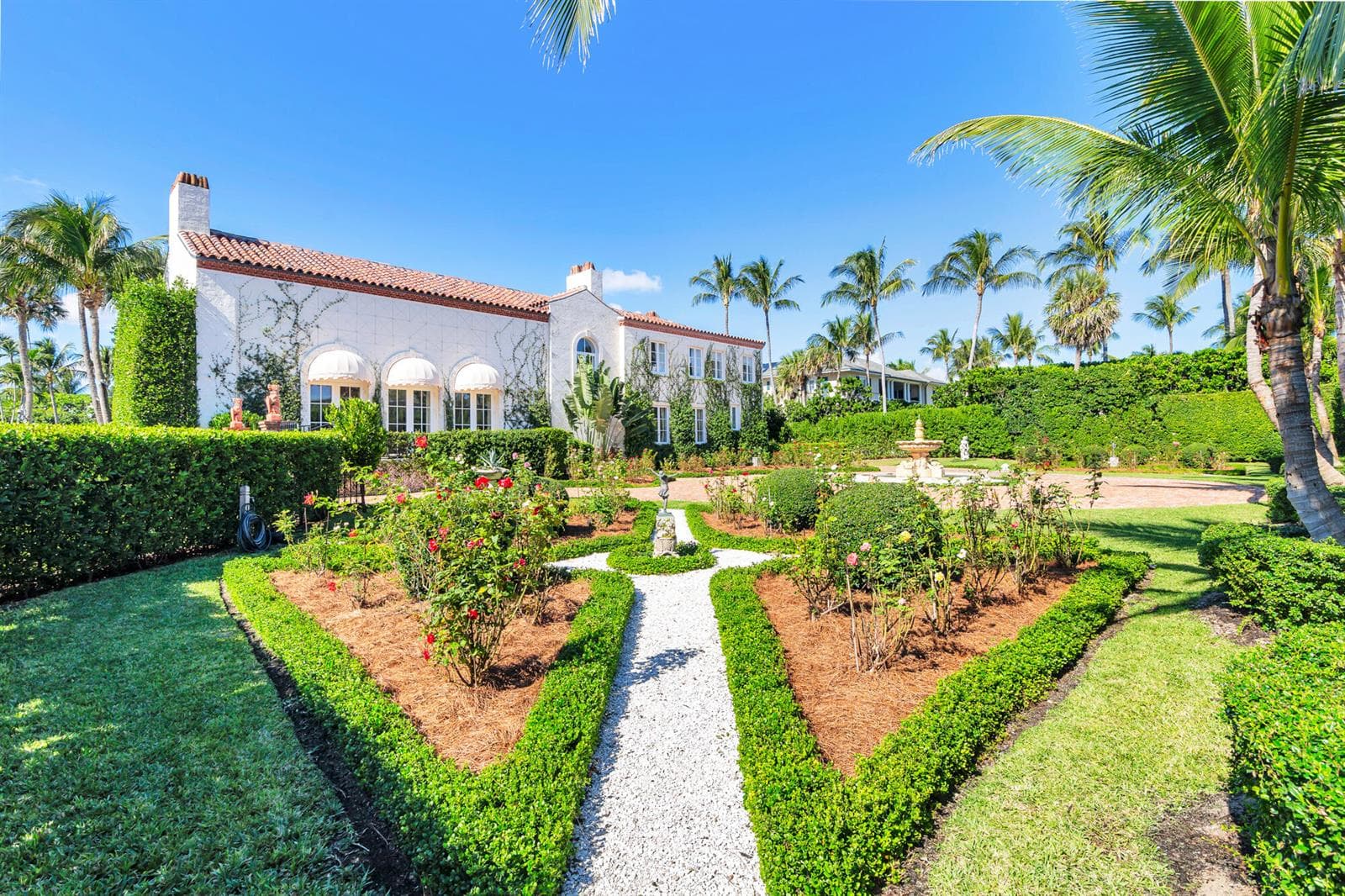 21C-MANICURED ROSE GARDEN