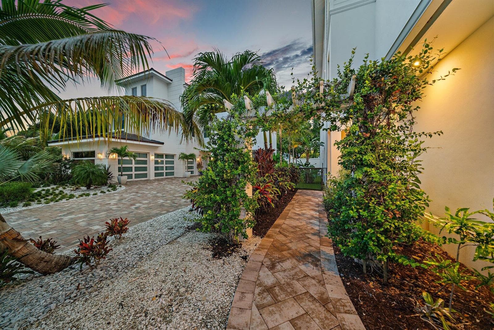 029-481OceanRidgeWay-JunoBeach-SMALL