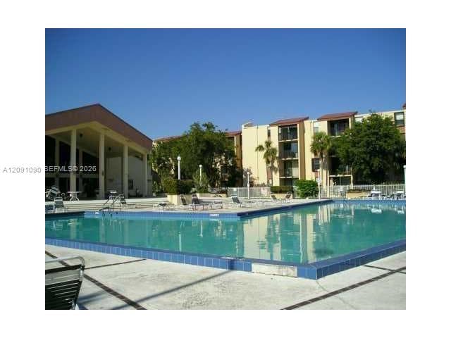Swimming Pool/Hot Tub/Sauna