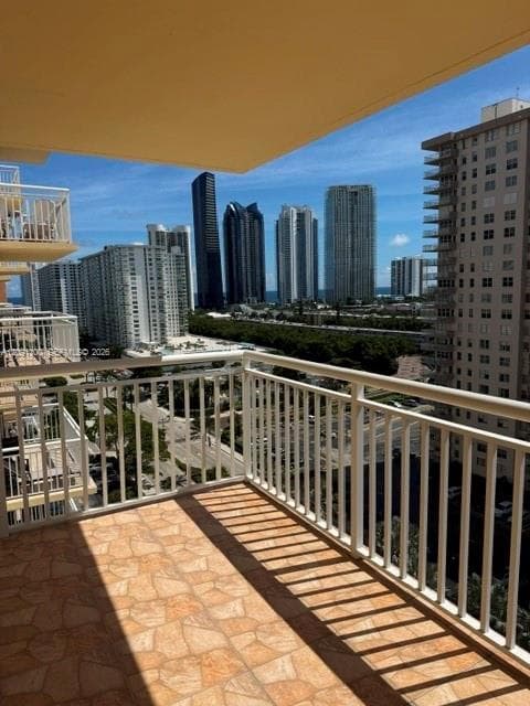 WINSTON TOWERS 200 · #1406 in Sunny Isles Beach - Photo 1