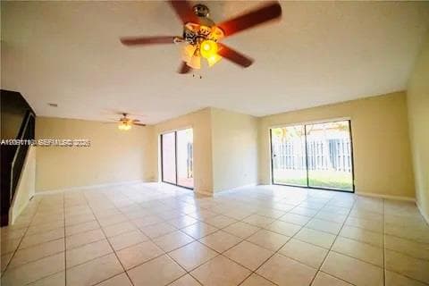 8818 SW 113th Place Cir E #. photo 14