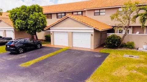 8818 SW 113th Place Cir E #. photo 25