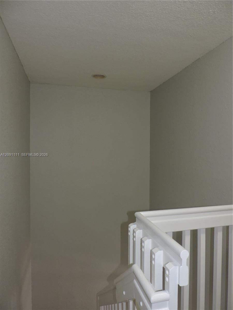 1408 SE 26th Ct #312 photo 16