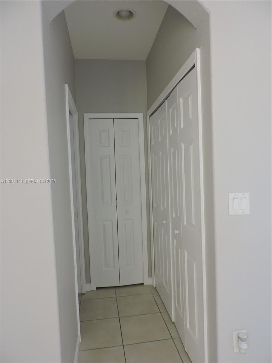 1408 SE 26th Ct #312 photo 5