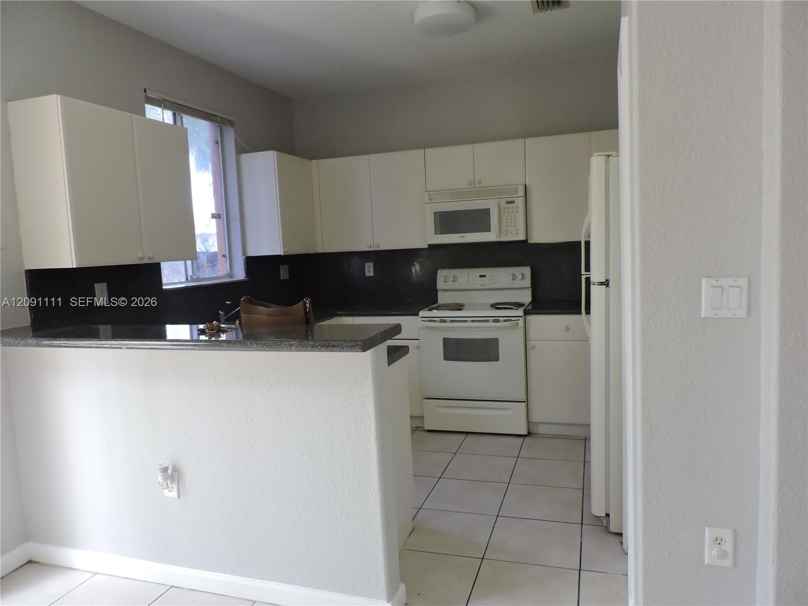 1408 SE 26th Ct #312 photo 11