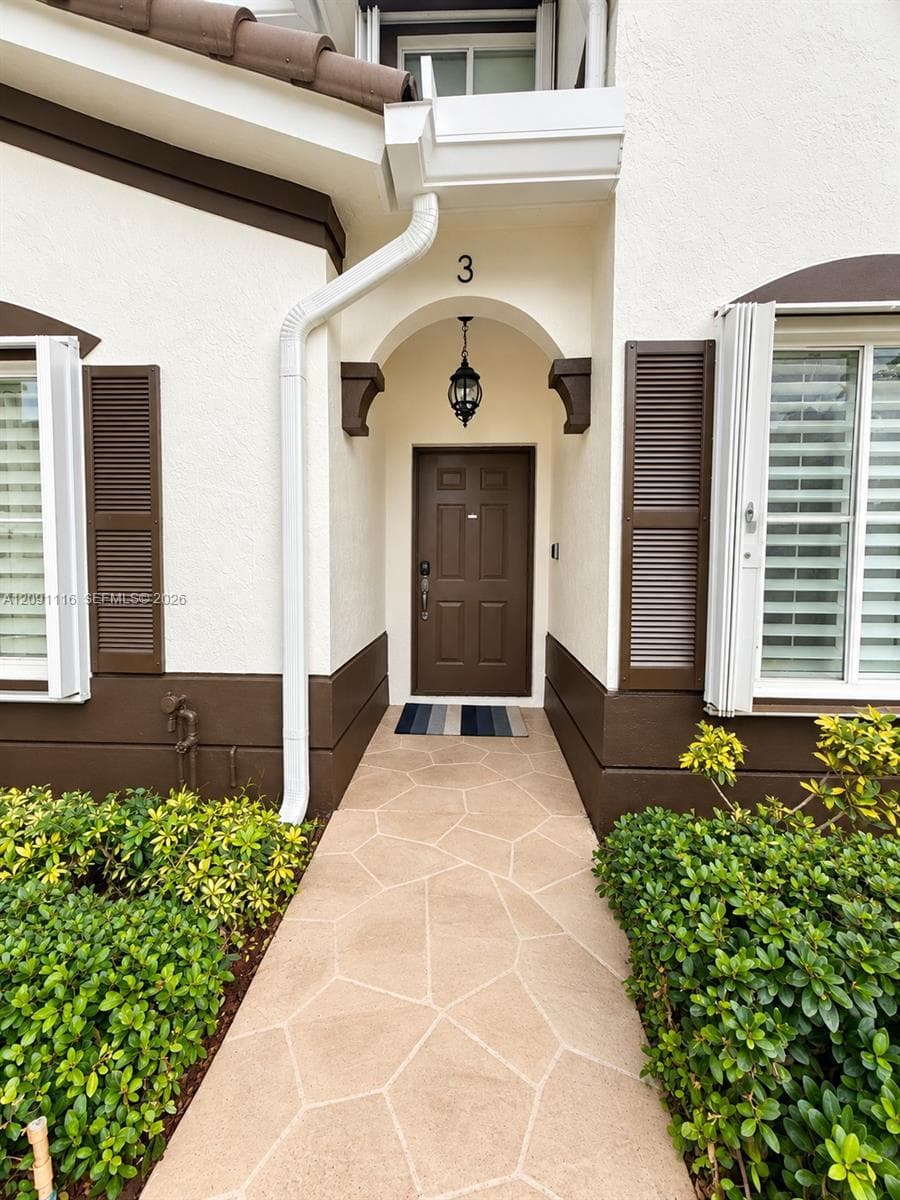 CENTURY PARK CONDO · #3 in Miami - Photo 2