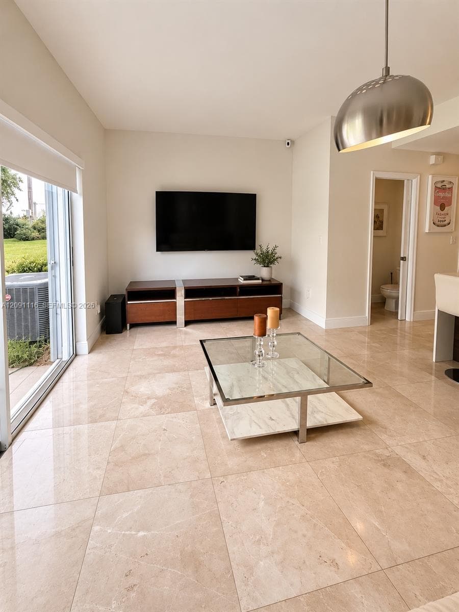 CENTURY PARK CONDO · #3 in Miami - Photo 13