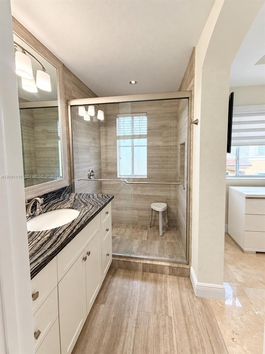 CENTURY PARK CONDO · #3 in Miami - Photo 22