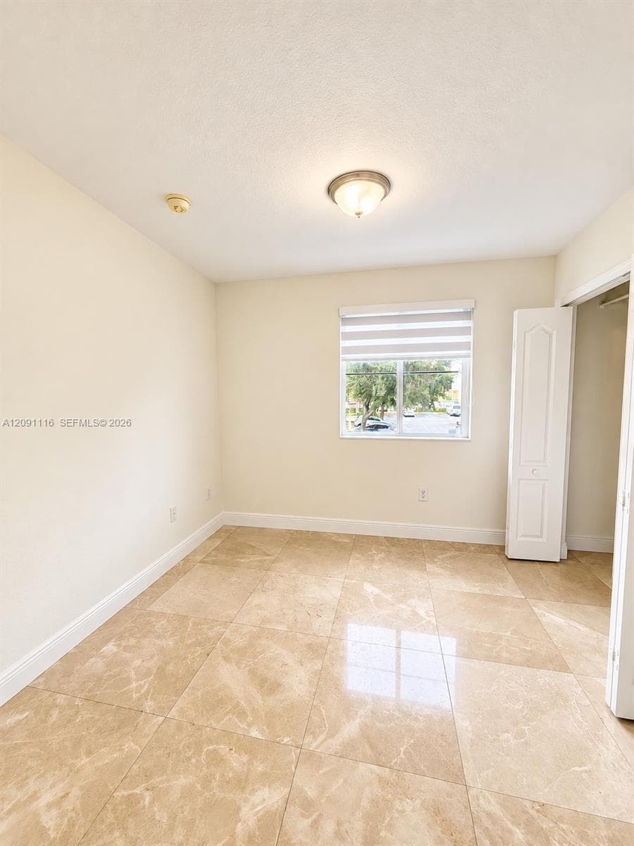 CENTURY PARK CONDO · #3 in Miami - Photo 32