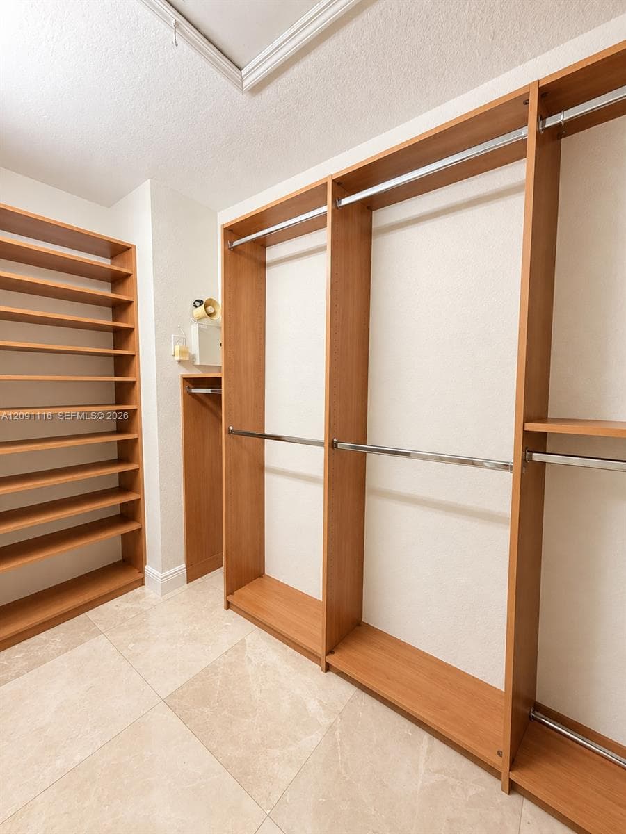 CENTURY PARK CONDO · #3 in Miami - Photo 20