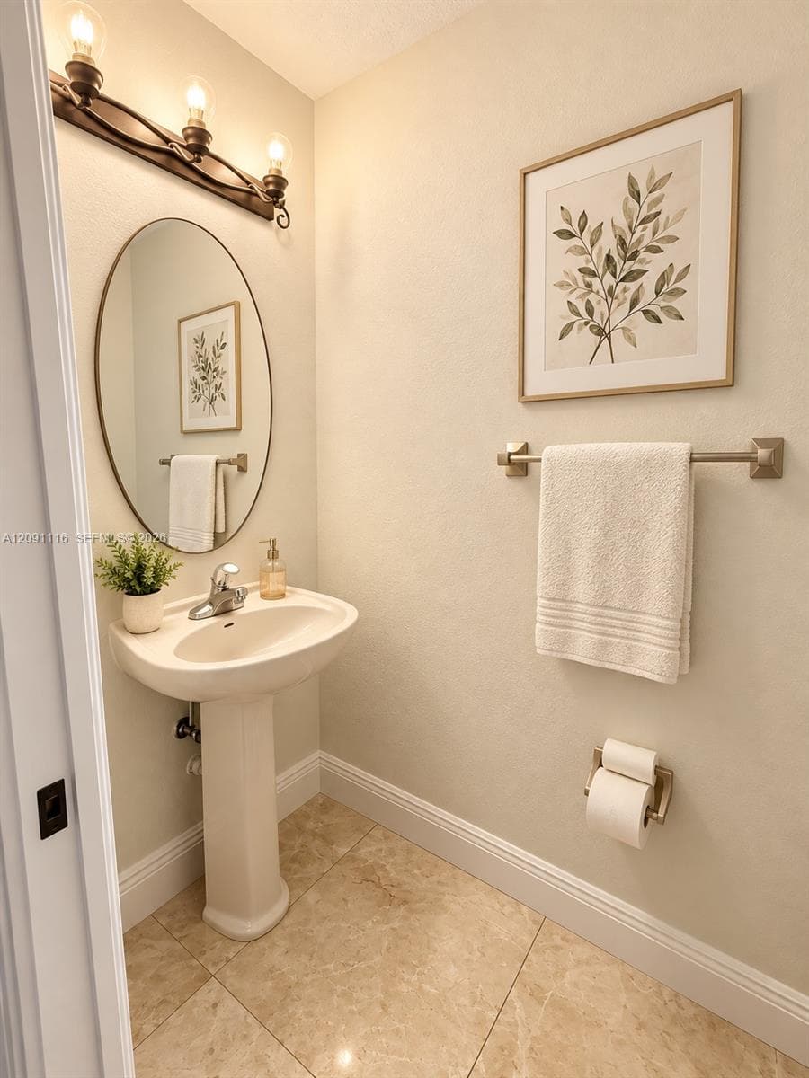 CENTURY PARK CONDO · #3 in Miami - Photo 15