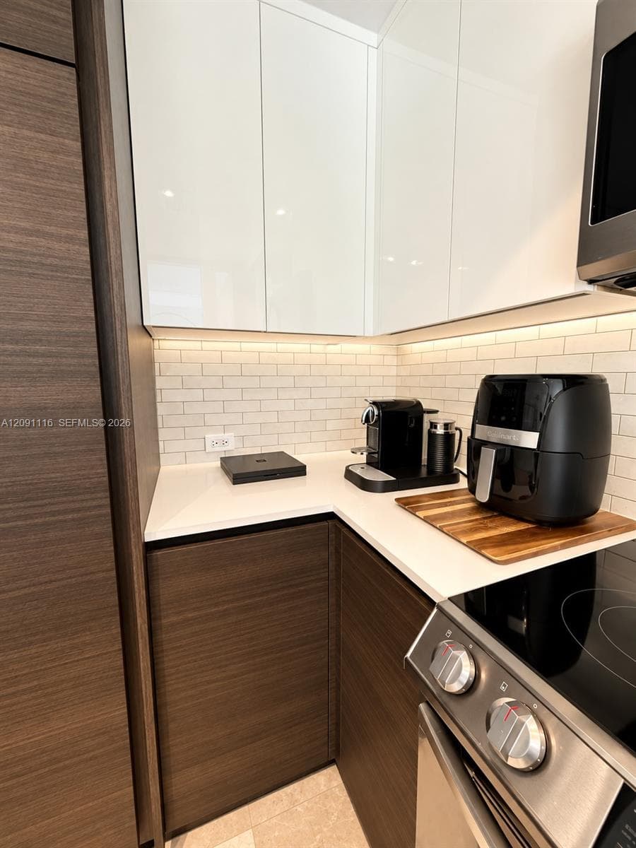 CENTURY PARK CONDO · #3 in Miami - Photo 11