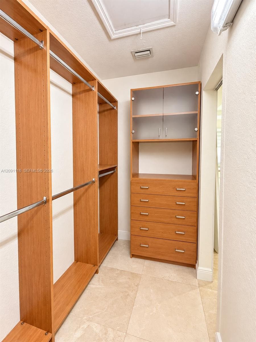 CENTURY PARK CONDO · #3 in Miami - Photo 21