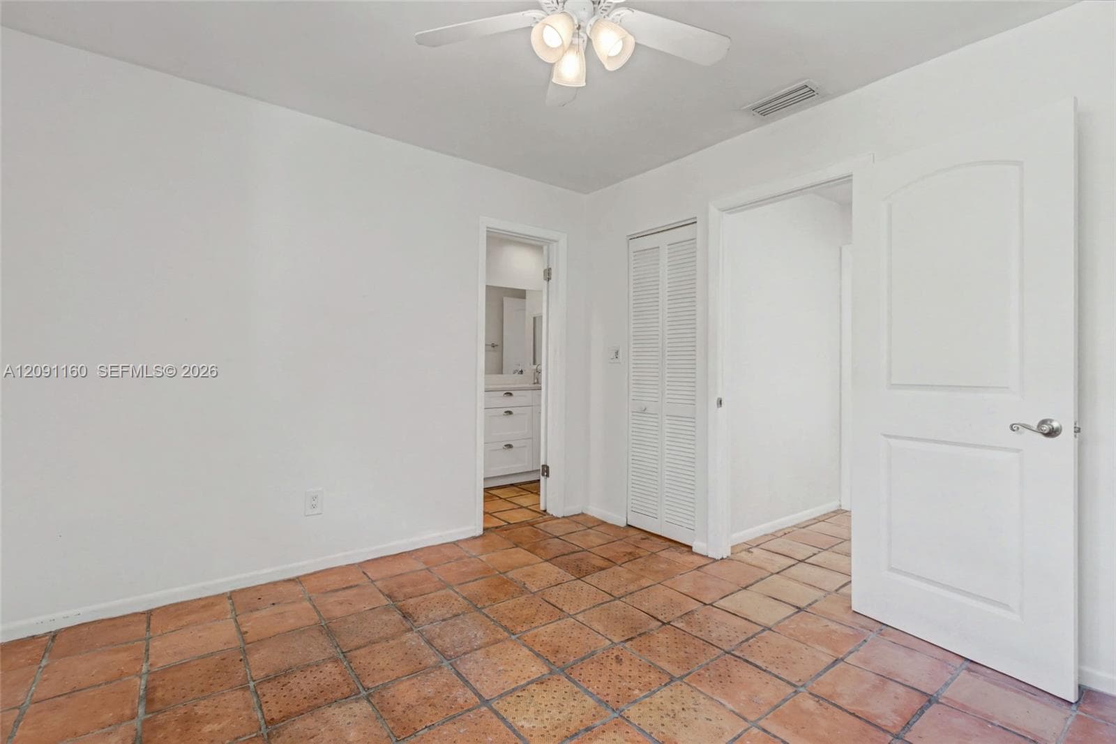 521 NE 38th St #7 photo 22