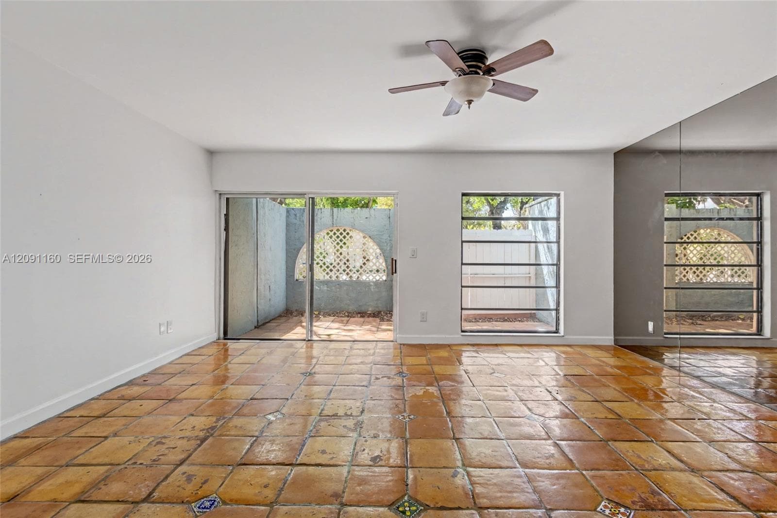 521 NE 38th St #7 photo 5