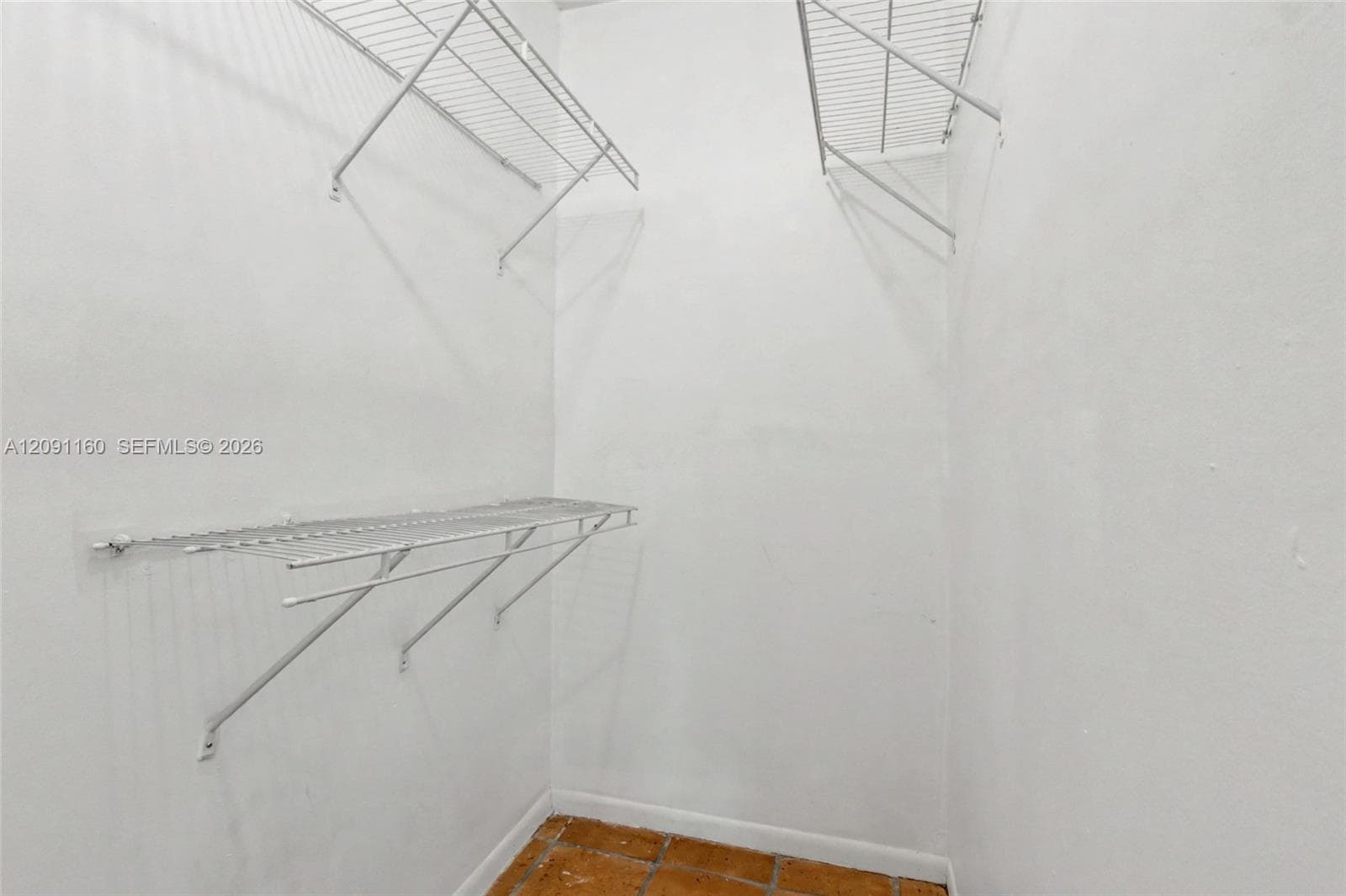 521 NE 38th St #7 photo 24