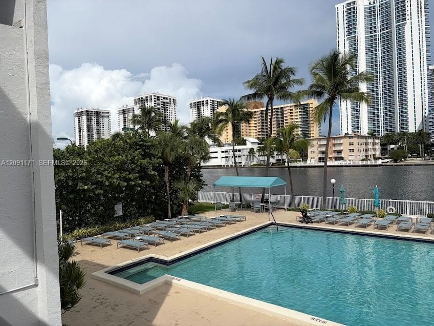 OCEANVIEW PARK CONDO · #605 in Hallandale Beach - Photo 27