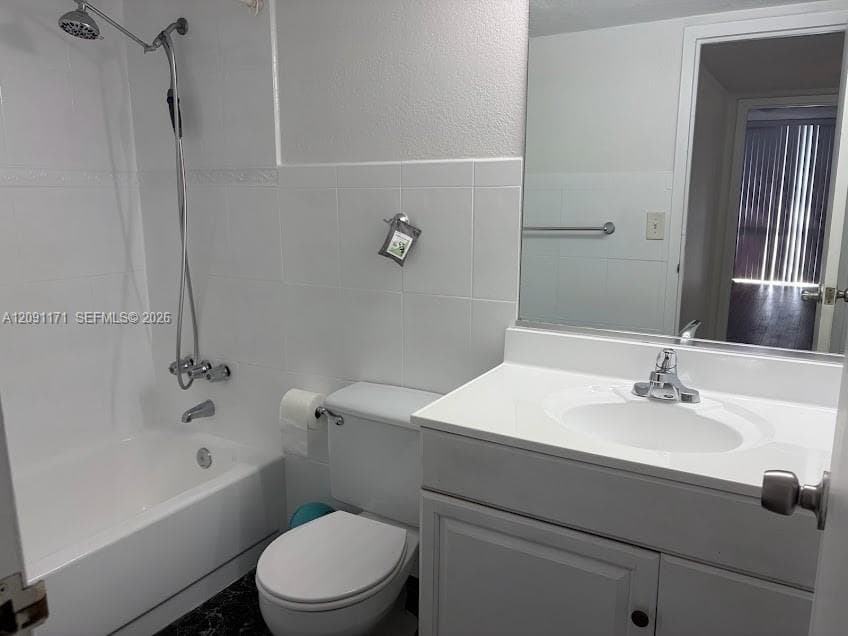 OCEANVIEW PARK CONDO · #605 in Hallandale Beach - Photo 16