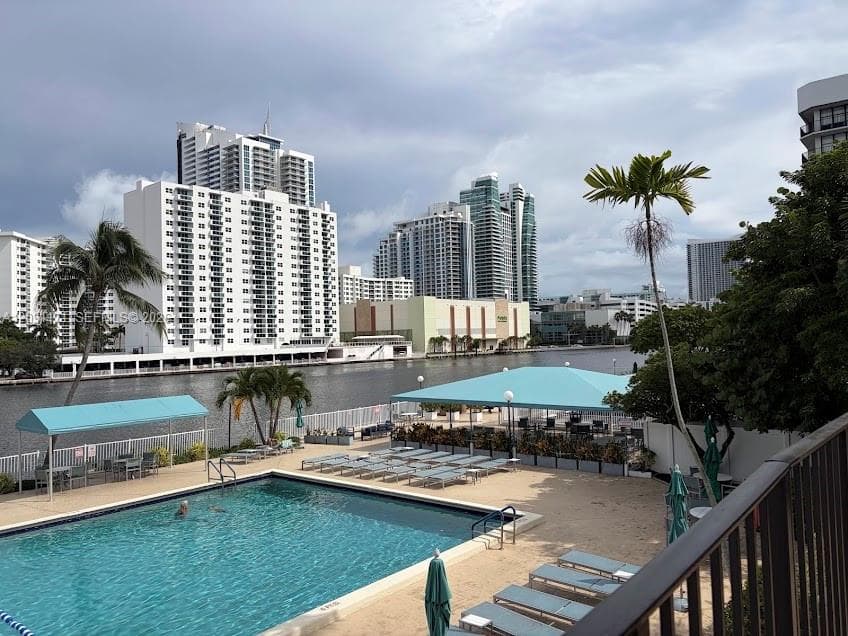 OCEANVIEW PARK CONDO · #605 in Hallandale Beach - Photo 28