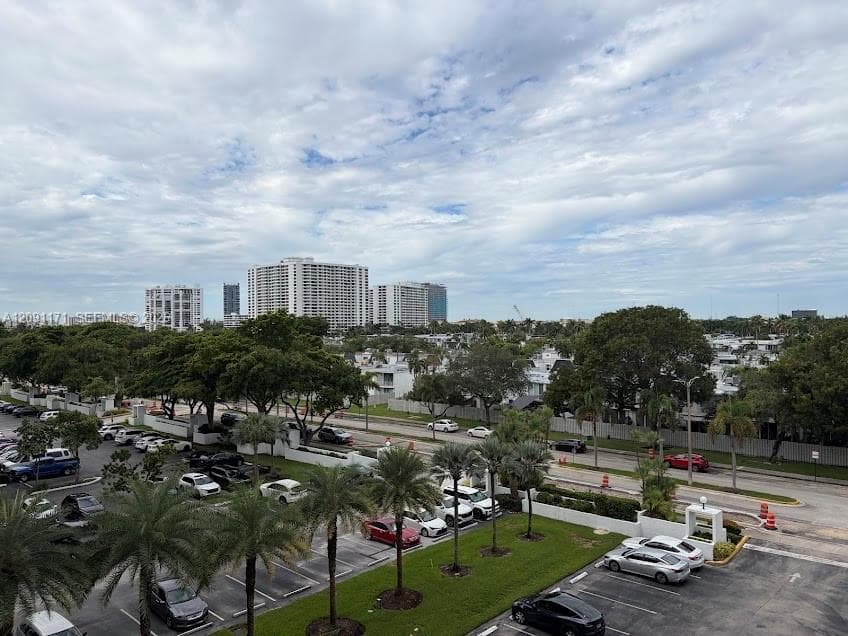 OCEANVIEW PARK CONDO · #605 in Hallandale Beach - Photo 20