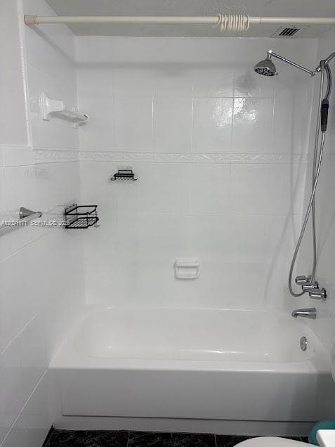 OCEANVIEW PARK CONDO · #605 in Hallandale Beach - Photo 18