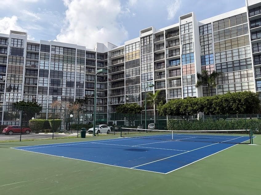 tennis court