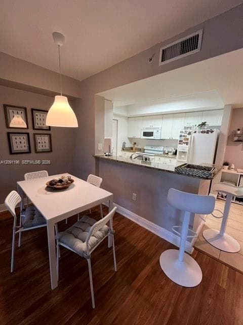TURNBERRY ON THE GREEN CO · #302 in Aventura - Photo 5