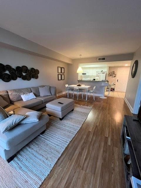 TURNBERRY ON THE GREEN CO · #302 in Aventura - Photo 10