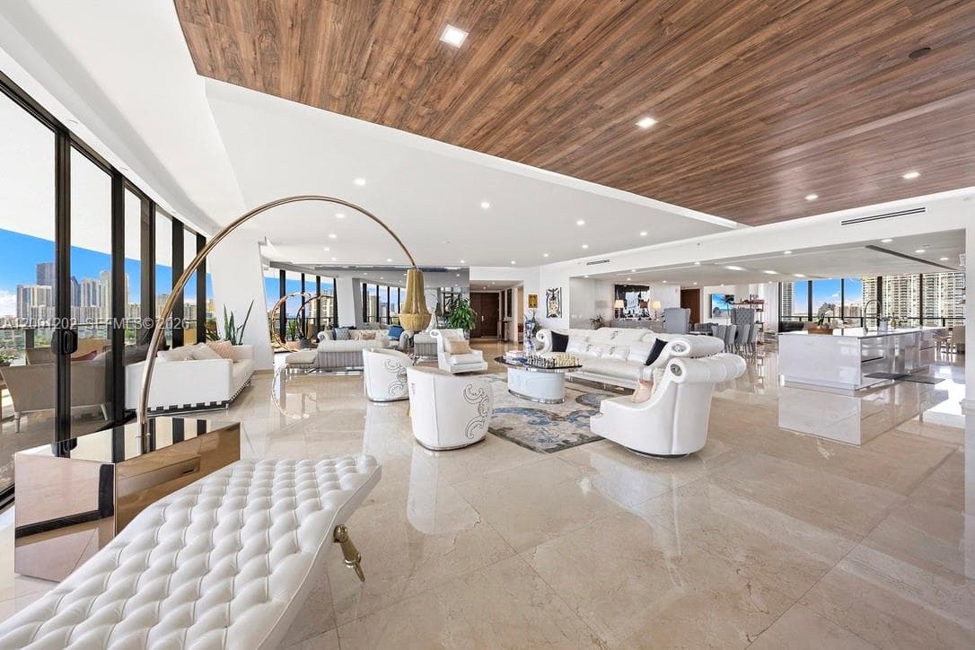 Prive at Aventura · #1404 & 1405 in Aventura - Photo 12