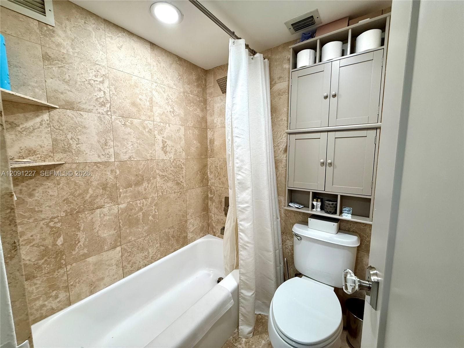 SOUTH BAY CLUB CONDO · #435 in Miami Beach - Photo 19