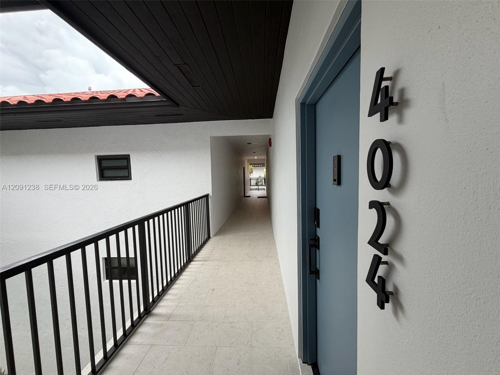 OCEAN VILLAGE CONDO · #4024 in Key Biscayne - Photo 2