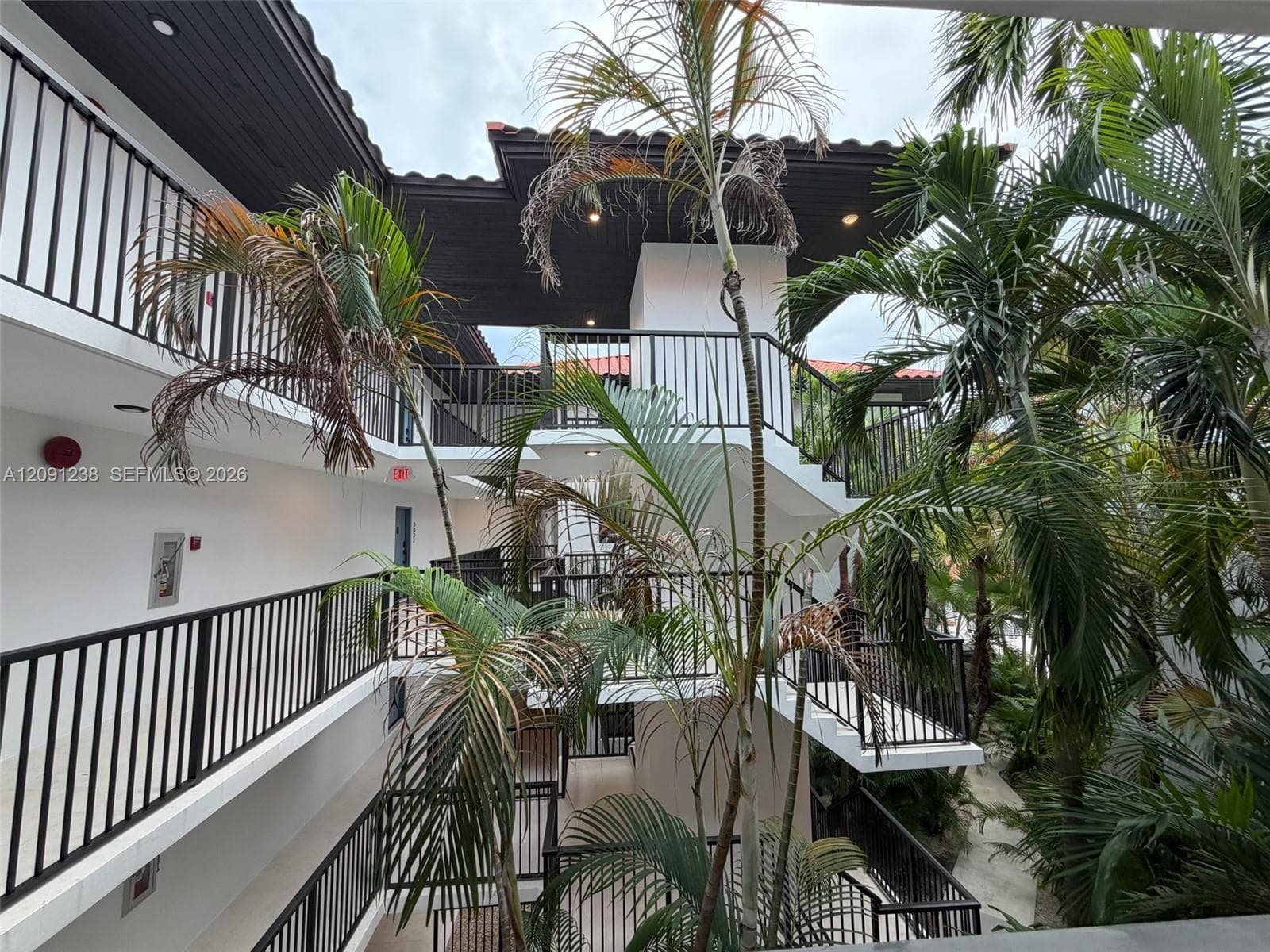 OCEAN VILLAGE CONDO · #4024 in Key Biscayne - Photo 36
