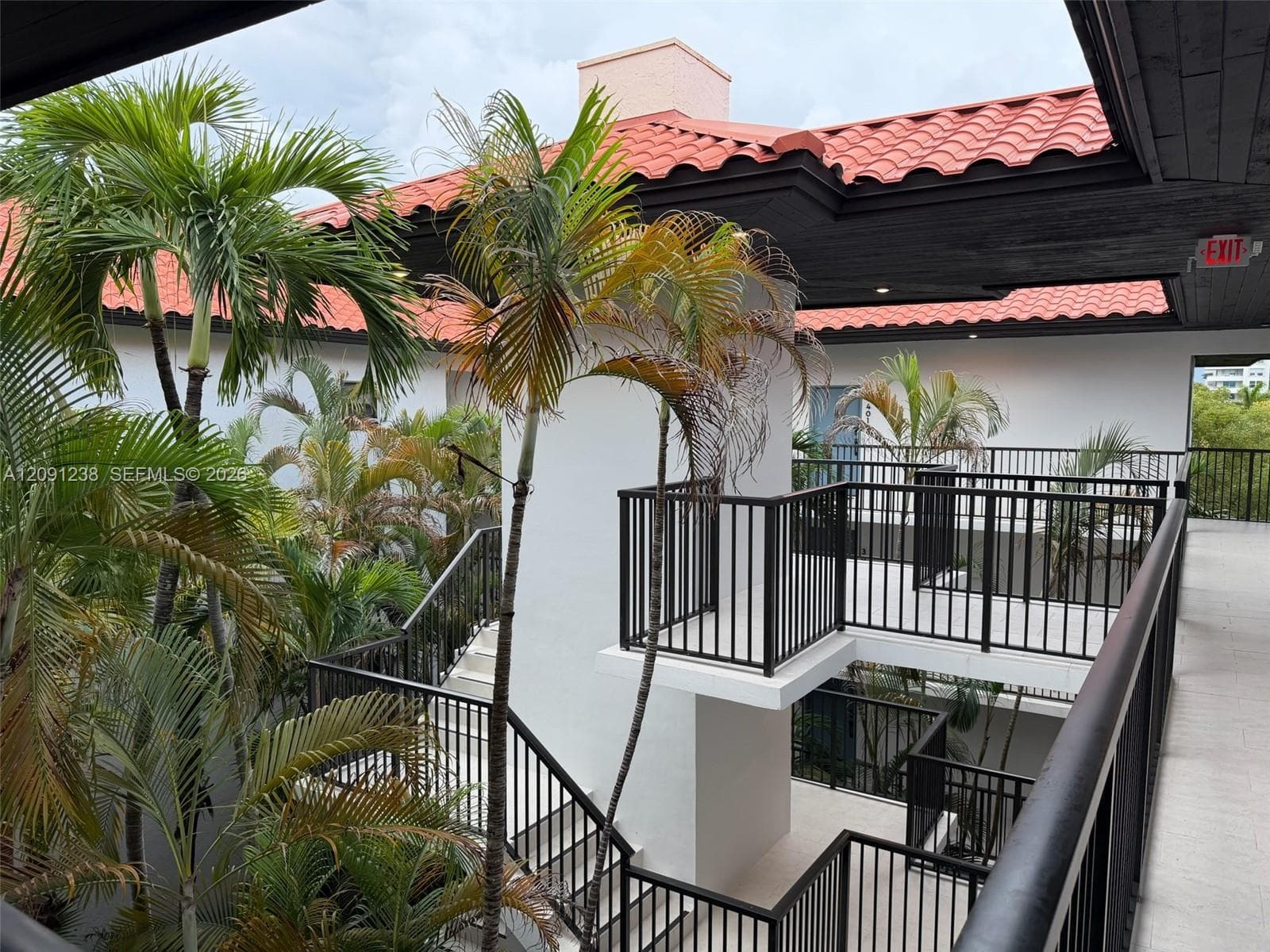 OCEAN VILLAGE CONDO · #4024 in Key Biscayne - Photo 32