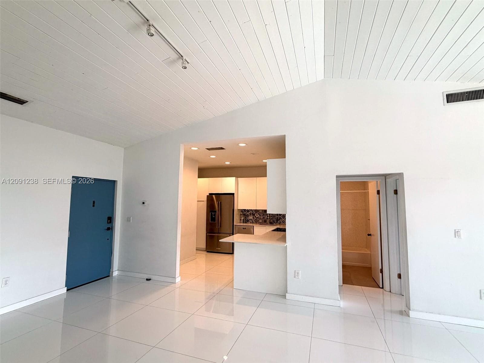 OCEAN VILLAGE CONDO · #4024 in Key Biscayne - Photo 9