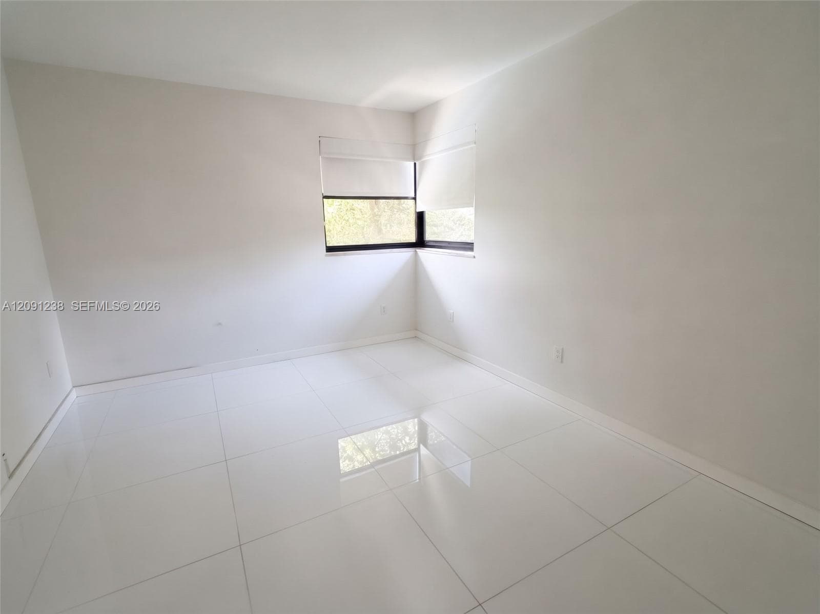 OCEAN VILLAGE CONDO · #4024 in Key Biscayne - Photo 10