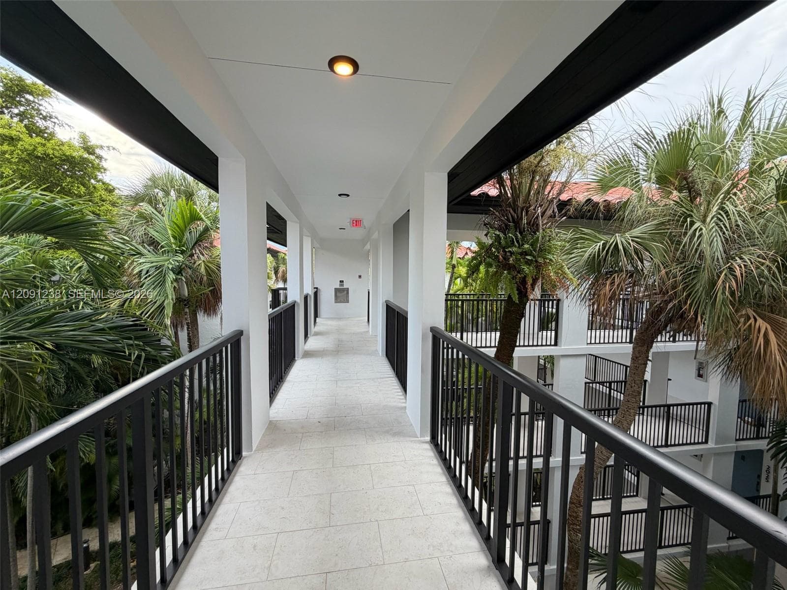 OCEAN VILLAGE CONDO · #4024 in Key Biscayne - Photo 33