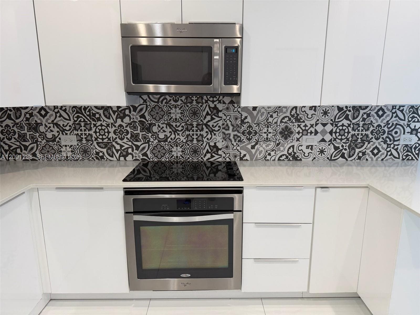 OCEAN VILLAGE CONDO · #4024 in Key Biscayne - Photo 25