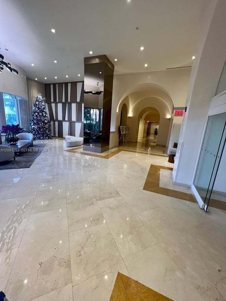 TURNBERRY TOWERS CONDO · #6D in Aventura - Photo 42