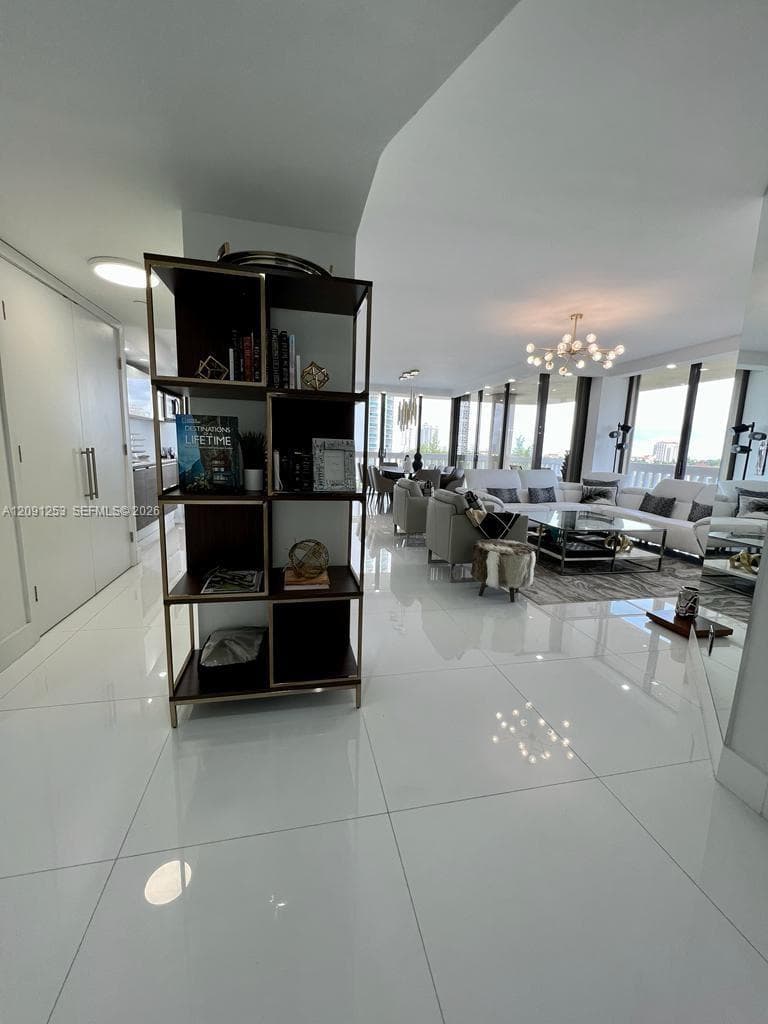 TURNBERRY TOWERS CONDO · #6D in Aventura - Photo 22