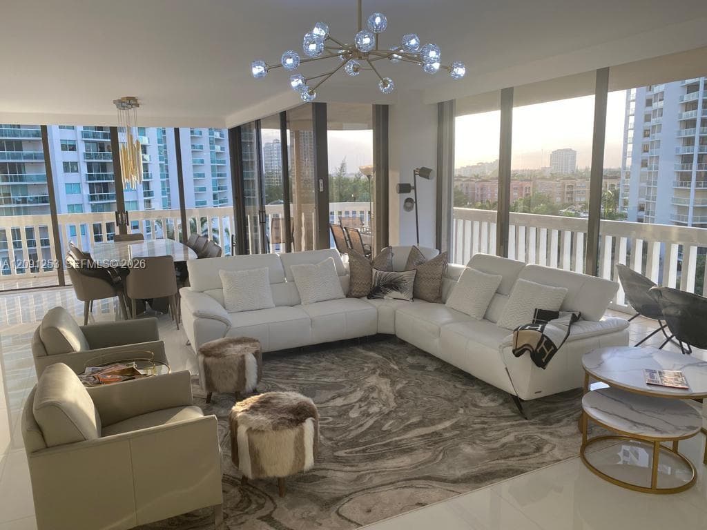 TURNBERRY TOWERS CONDO · #6D in Aventura - Photo 5