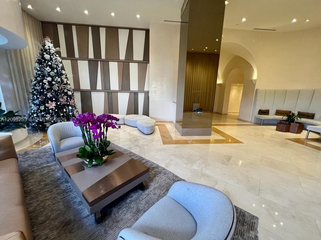 TURNBERRY TOWERS CONDO · #6D in Aventura - Photo 44