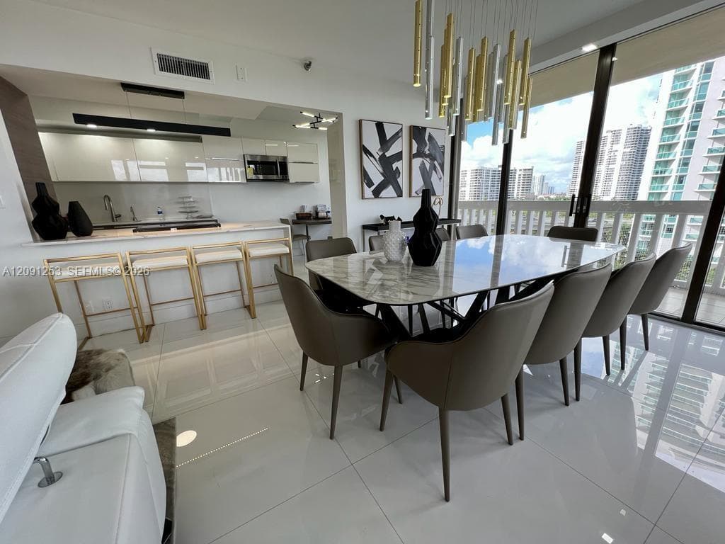 TURNBERRY TOWERS CONDO · #6D in Aventura - Photo 21
